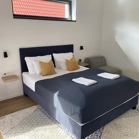 Bj Apartman Апартаменты Шиофок