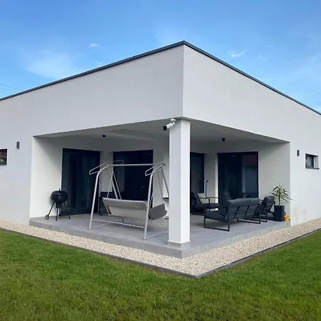 Bj Apartman